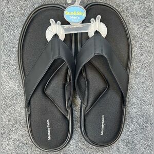 Sun & Sky Men's Black Flip-Flops